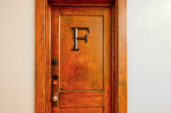 Apartment F-1