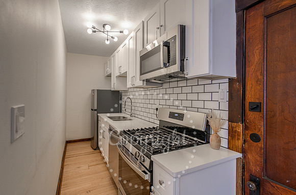 Apartment E-7