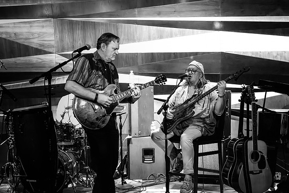 TNM-7324b-